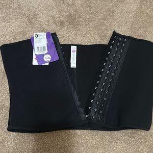 Vanna belt waist trainer xl nwt